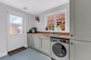 Photo 17- click for photo gallery